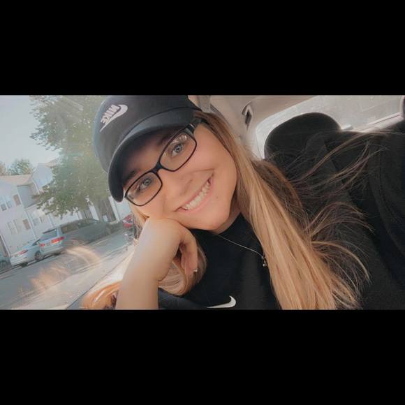 tiffanyyy18_